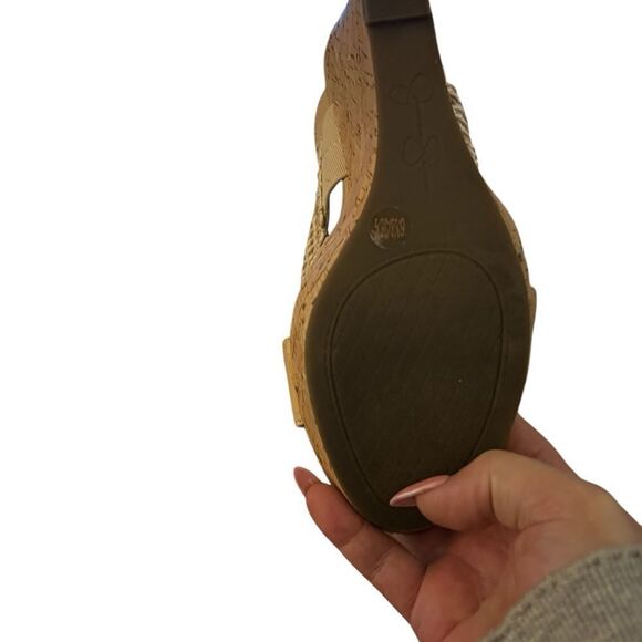 Tan Block Heel Sandals with Woven Straps - Picture 4 of 5